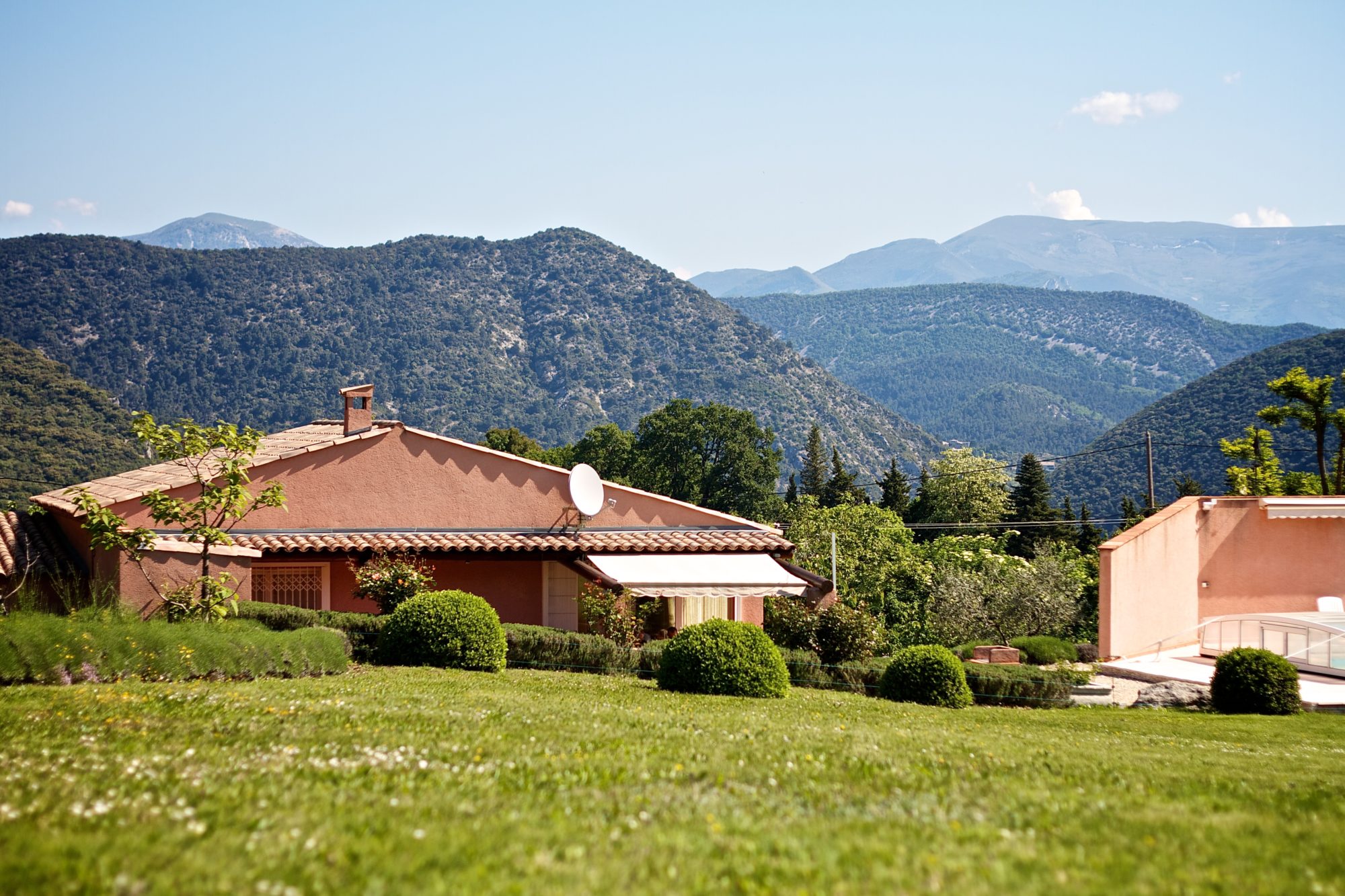 Villa Lavande, proche de la piscine